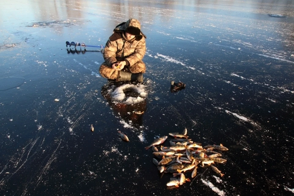 О рыбалке этой зимой придется забыть - опасно для жизни.