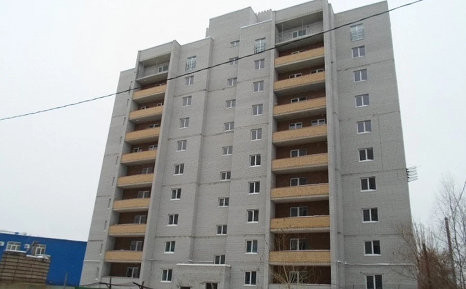Высотку на Рыкачева строят с 2013 года. Семь лет дольщики ждут свои квартиры. Фото администрации ВО.