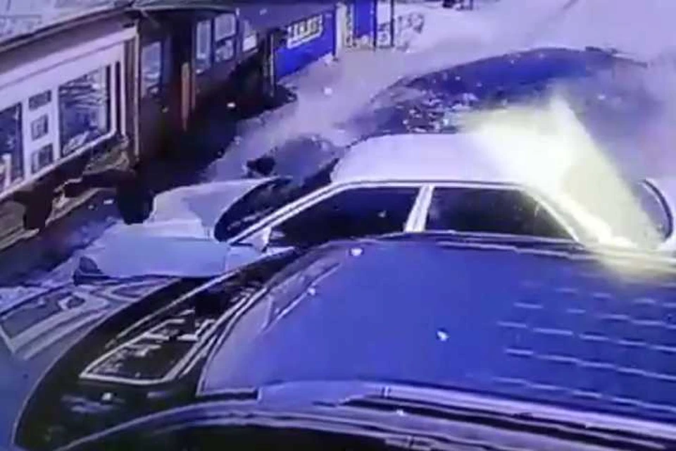 Водитель, который сбил женщину и врезался в столб в Киренском районе, был пьян