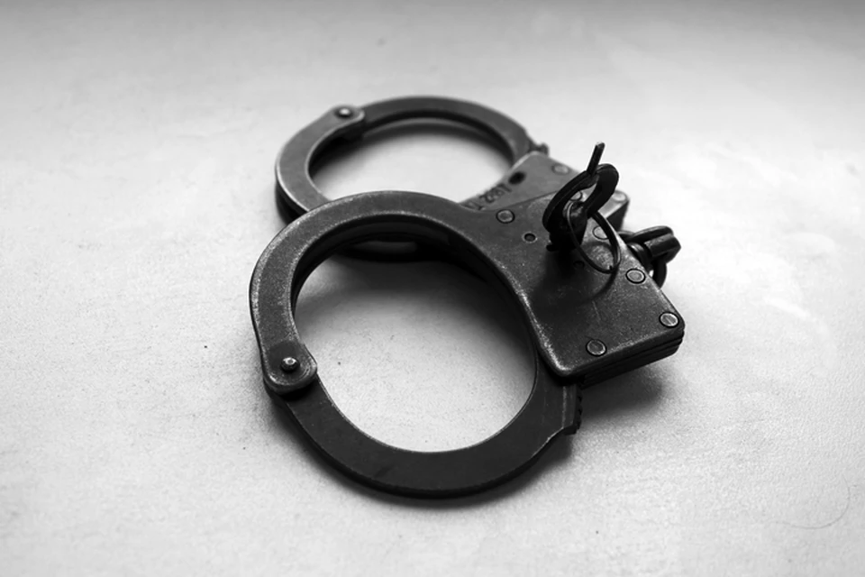 Сибирячка заставила мужа, укравшего пуховик, сдаться в полицию.