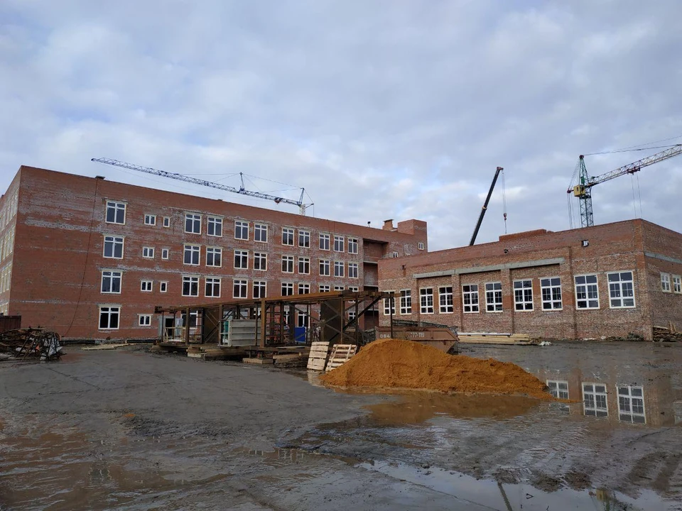 Стройка школы в микрорайоне «Авиатор»