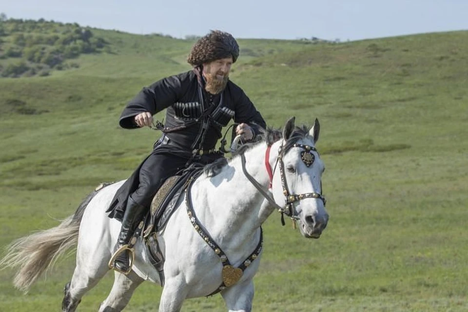 Одно из любимых занятий Рамзана Кадырова - конные прогулки.