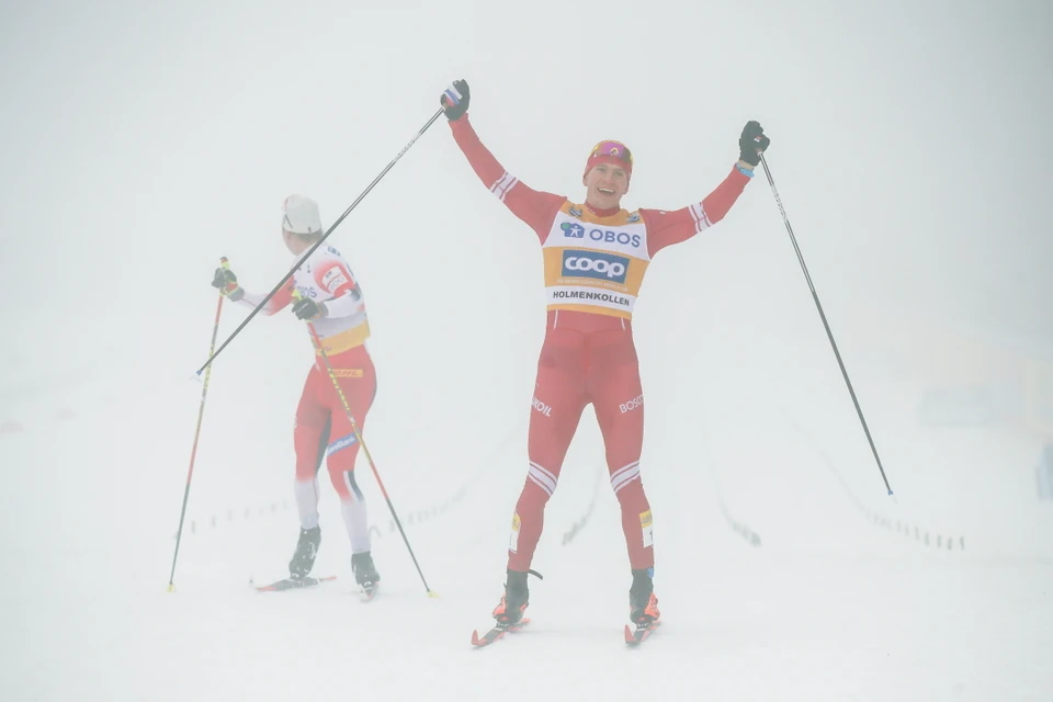 Российский лыжник Александр Большунов едет на этапы Кубка мира 2020 в качестве победителя общего зачета