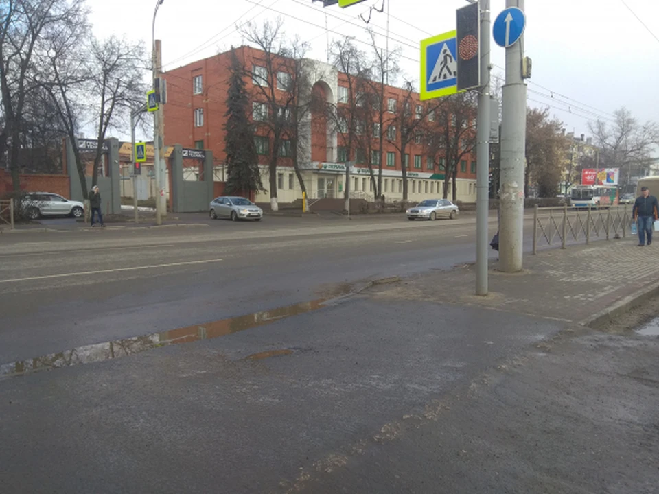 В дождь переход оказывается под водой. Фото: ОНФ в Орловской области