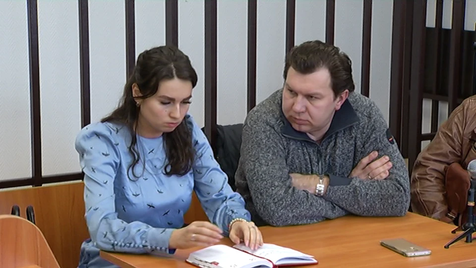 Михаил Аксенов обманул 28 жителей и присвоил себе почти 3 миллиона рублей.