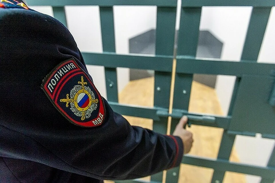 В Тихорецком районе мужчина снял с банковской карты знакомого 50 тысяч рублей