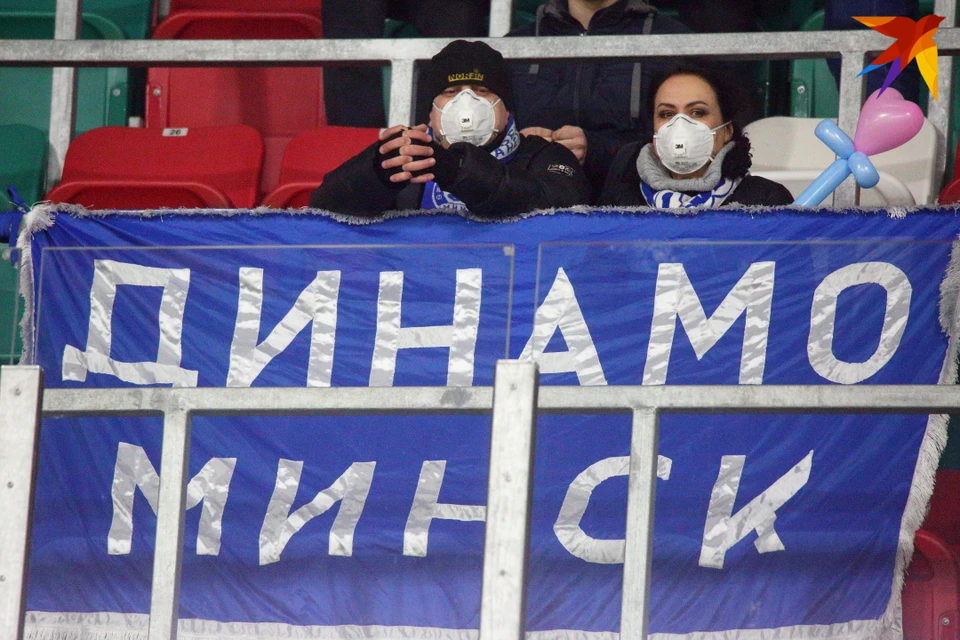 Настоящим болельщикам коронавирус не помеха.