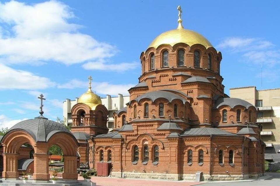 Храм Александра Невского Фото