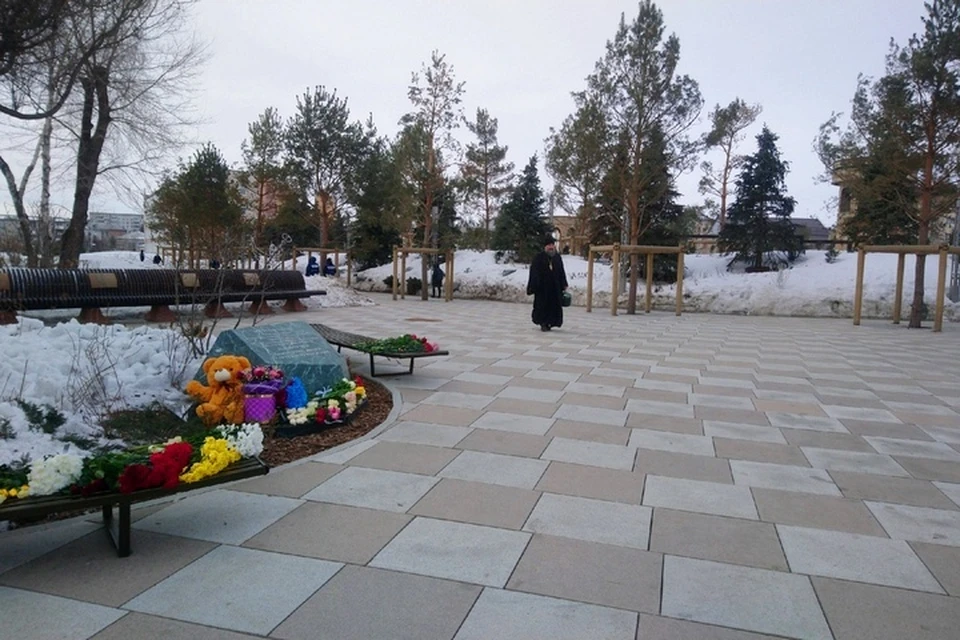 Служба по погибшим в «Зимней вишне» прошла в часовне Парка Ангелов