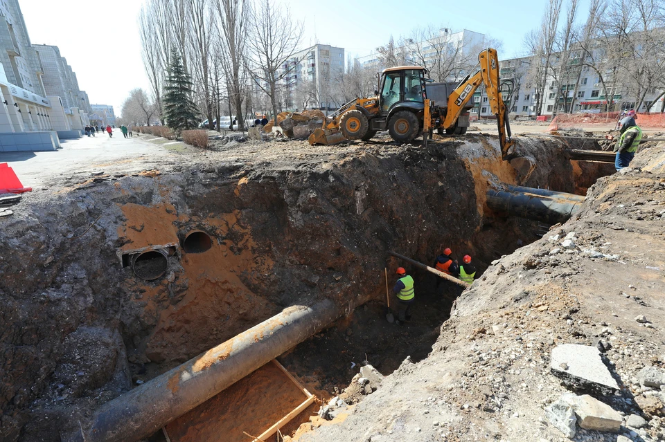 На проспекте Победы в Липецке кипит работа