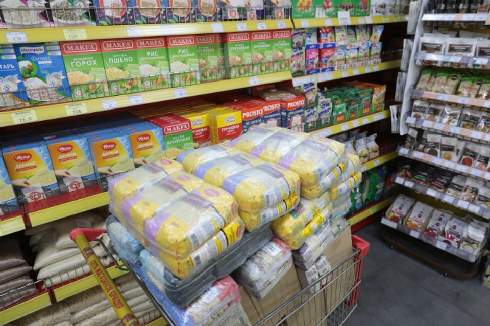 Глава ЕАО лично проверяет наличие продуктов в магазине