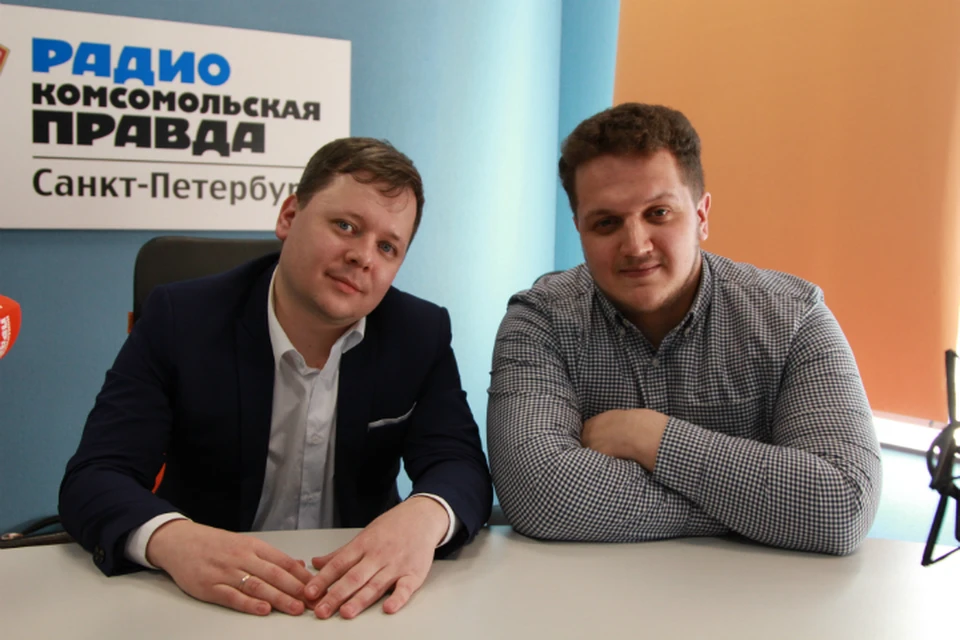 Матвей Язвов и Артем Заварницин в студи радио «Комсомольская Правда в Петербурге», 92.0 FM
