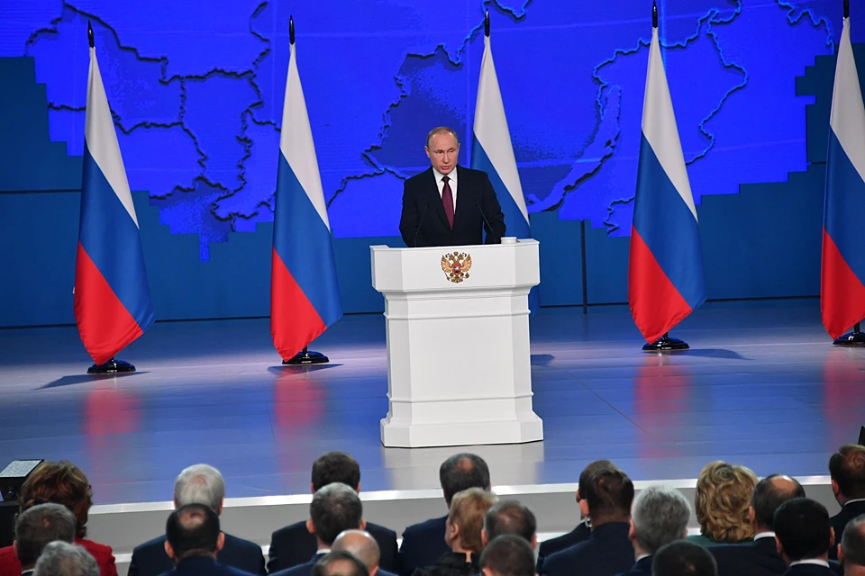 Путин поздравил сотрудников Росгвардии с профессиональным праздником