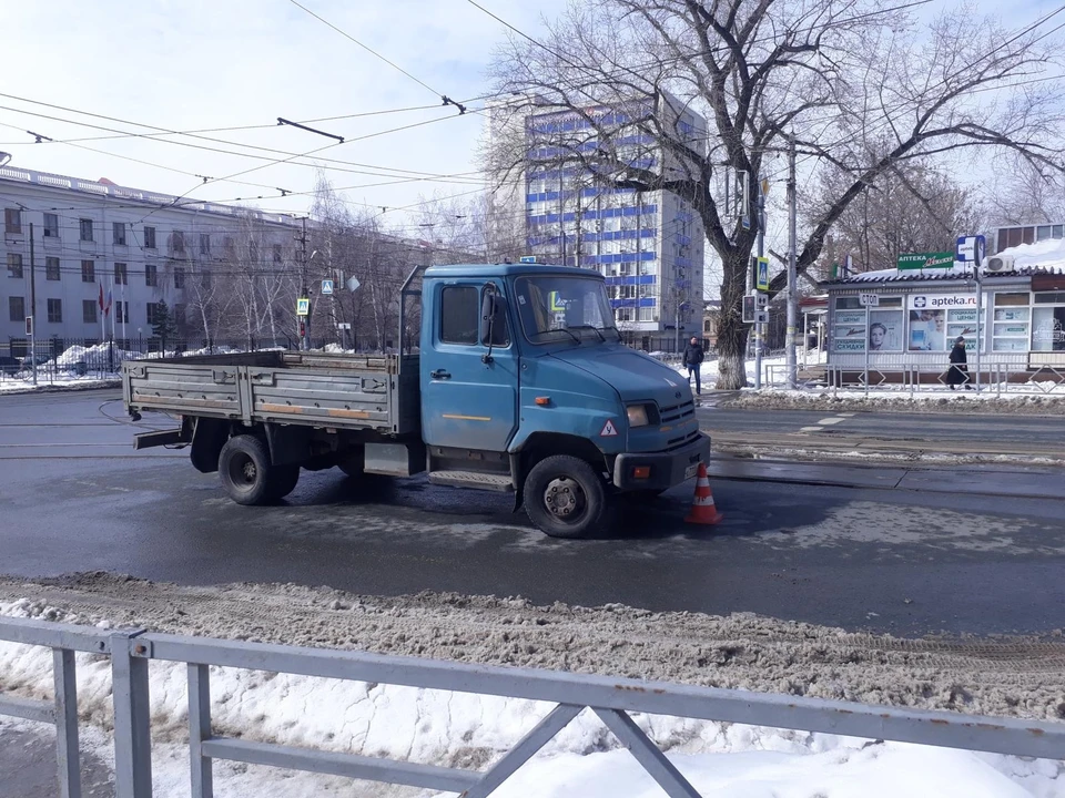 Сотрудники ГИБДД напоминают о необходимости строго соблюдать правила дорожного движения