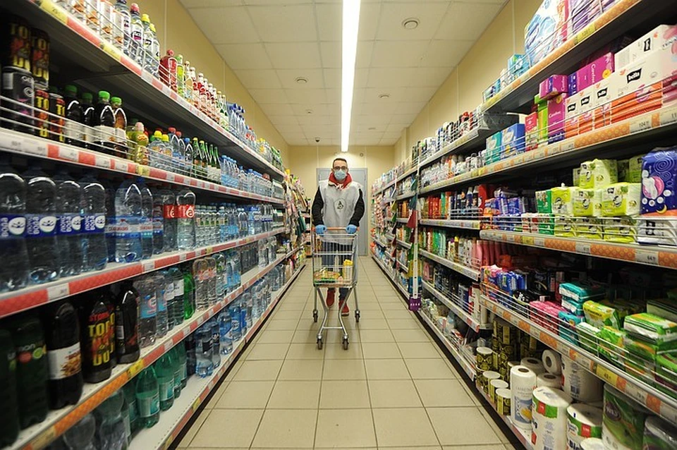 Минпромторг посоветовал не ограничивать продажу алкоголя в регионах России.