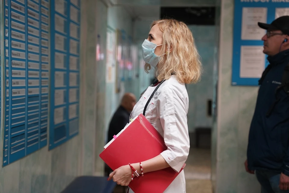 В Тольятти жителей спасают от коронавируса врачи пятой больницы
