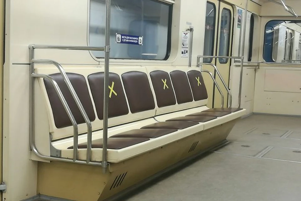 Сидения в метро