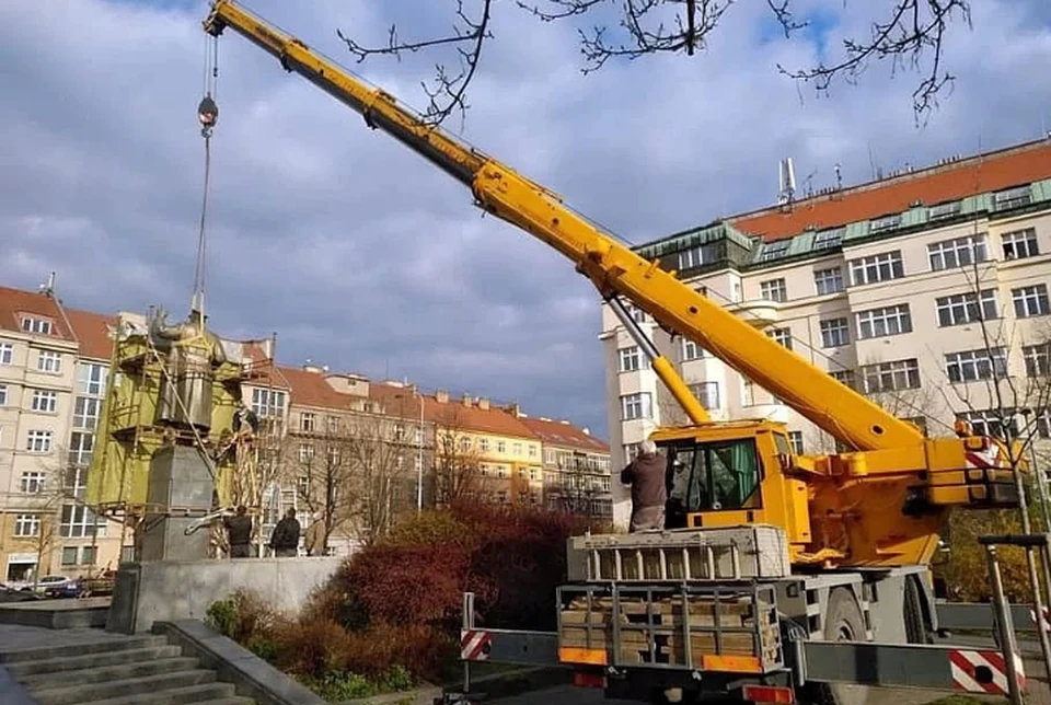 В МИД Чехии прокомментировали демонтаж памятника Коневу