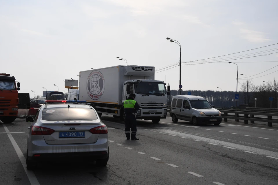 Рассказываем, как оформить цифровые пропуска для грузовых автомобилей в Москве в период самоизоляции