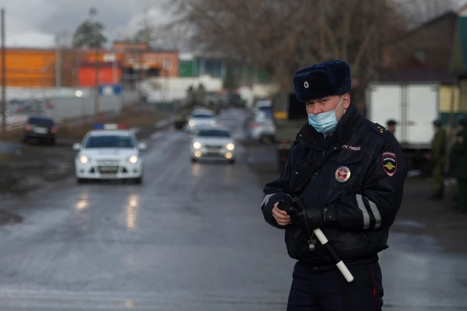 В Кузбассе развернуто девять КПП для контроля за приезжающими