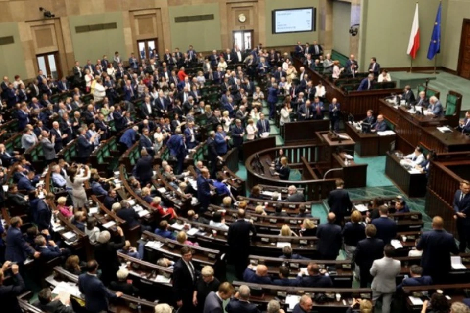 Сейм Польши рассматривает возможность перенести голосование на 17 или 23 мая