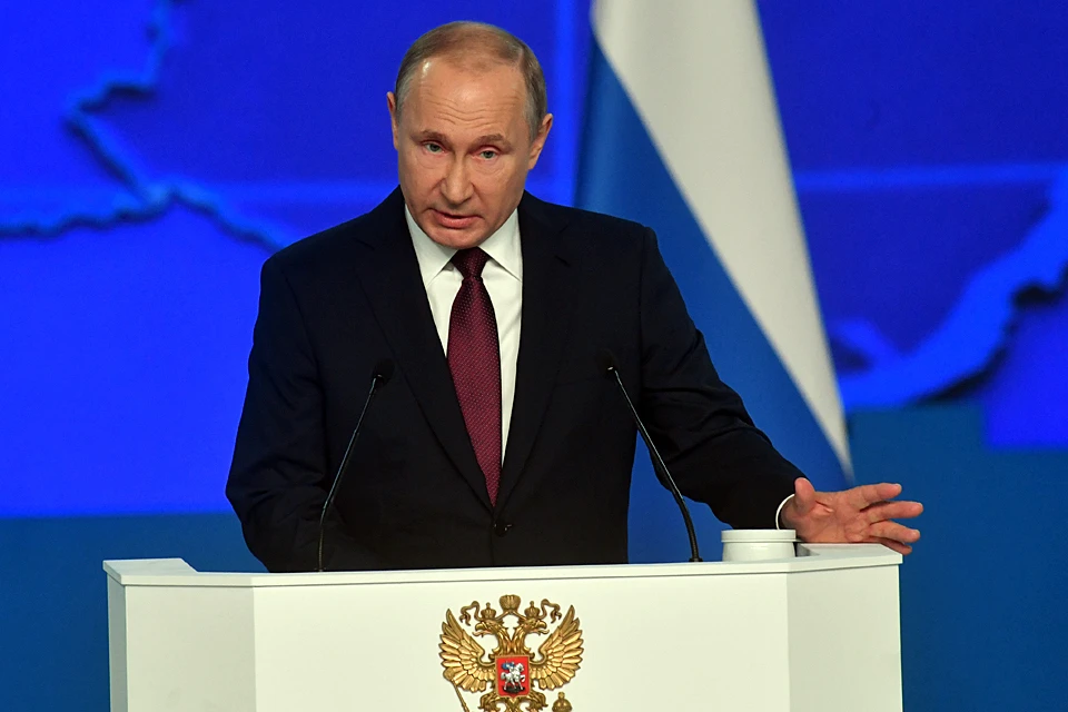 Путин 11 мая обсудит возможность продления режима нерабочих дней
