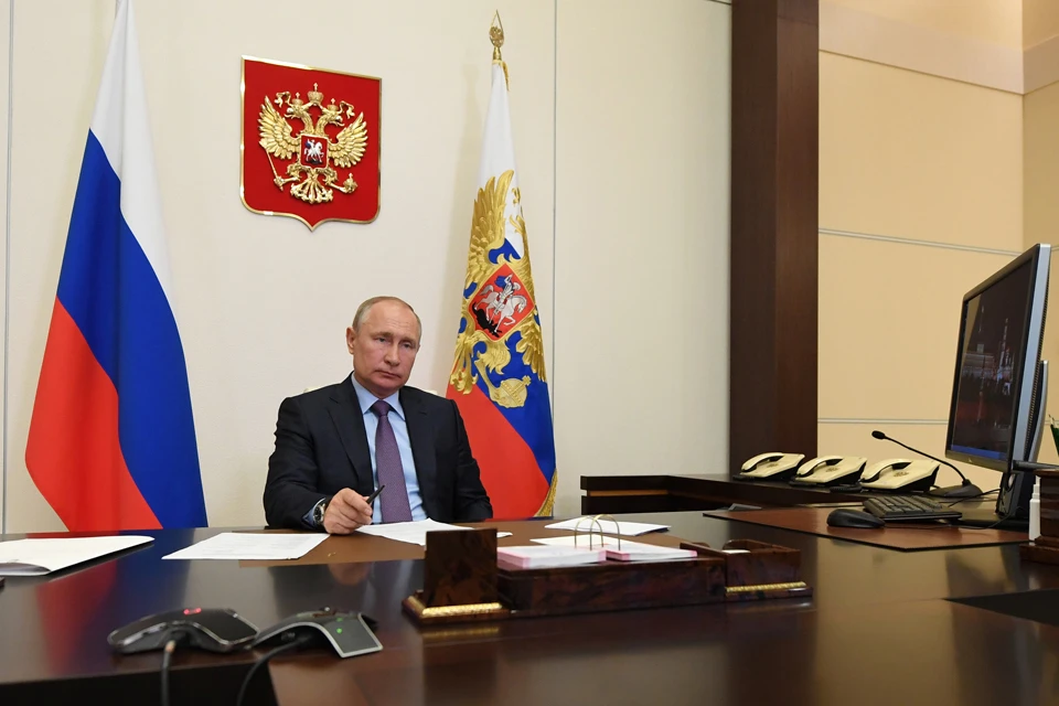 Владимир Путин провел совещание по ситуации в авиационной отрасли.