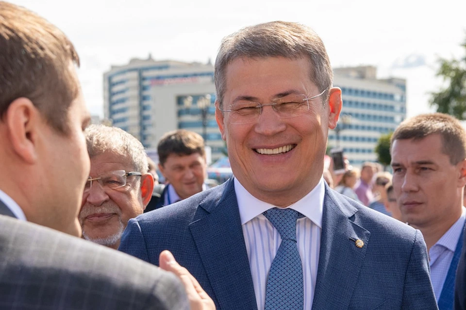 Руководитель региона также отметил, что обнаружены люди, которые болеют и нарушают режим – просто сбегают.