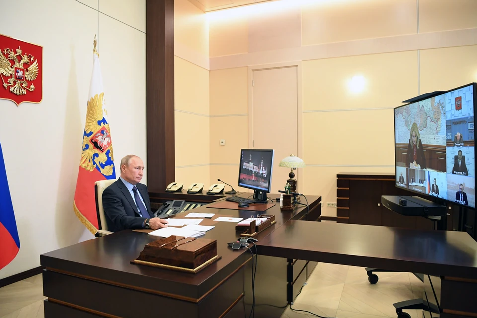 Владимир Путин провел совещание о развитии генетических технологий в России. Фото: Алексей Никольский/ТАСС