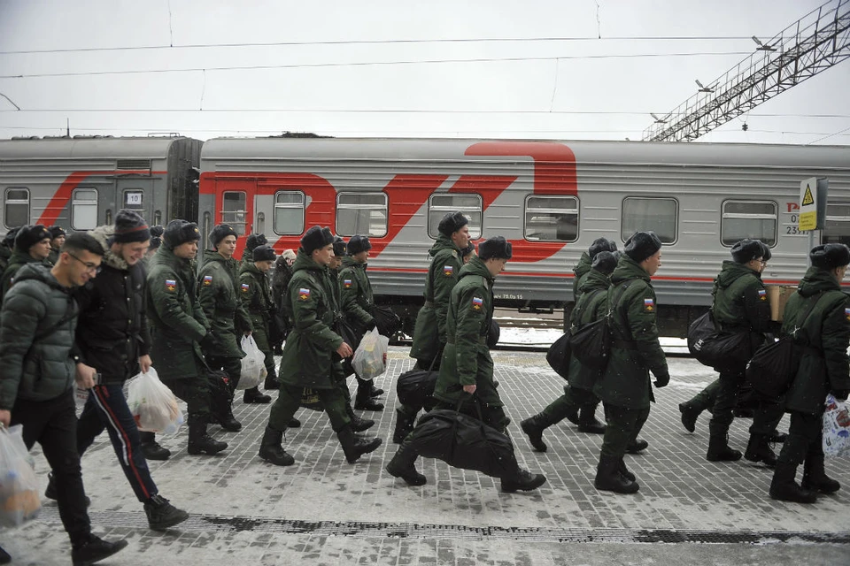 В текущем году отправка призывников в воинские части начнется в середине июня.