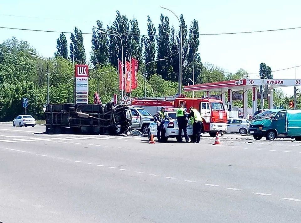 Ростовское шоссе округ. Авария на Ростовском шоссе в Краснодаре. ДТП Краснодар Ростовское шоссе. ДТП В Краснодаре вчера на Ростовском шоссе.