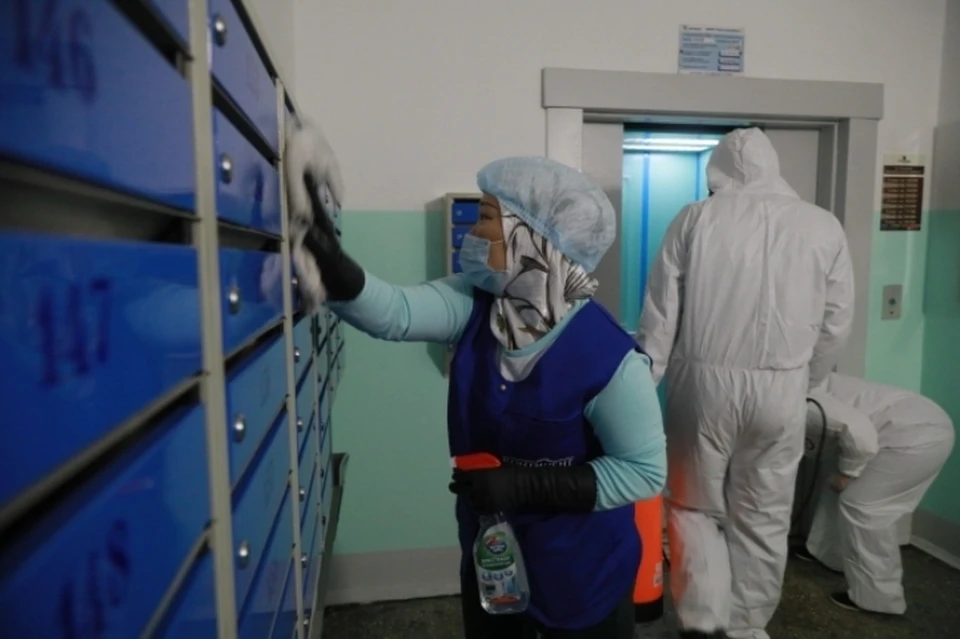 Число инфицированных коронавирусом в России за сутки возросло на 8926 человек