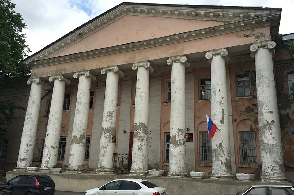 Историческое здание на улице Семинарской, 46 в Рязани, где располагается поликлиника №14, ждет реконструкция.