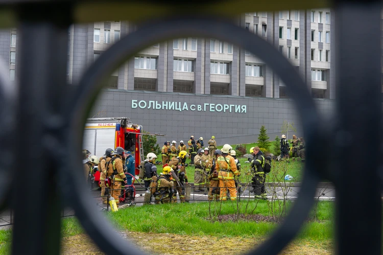 Количество жертв пожара в больнице Святого Георгия в Санкт-Петербурге увеличилось
