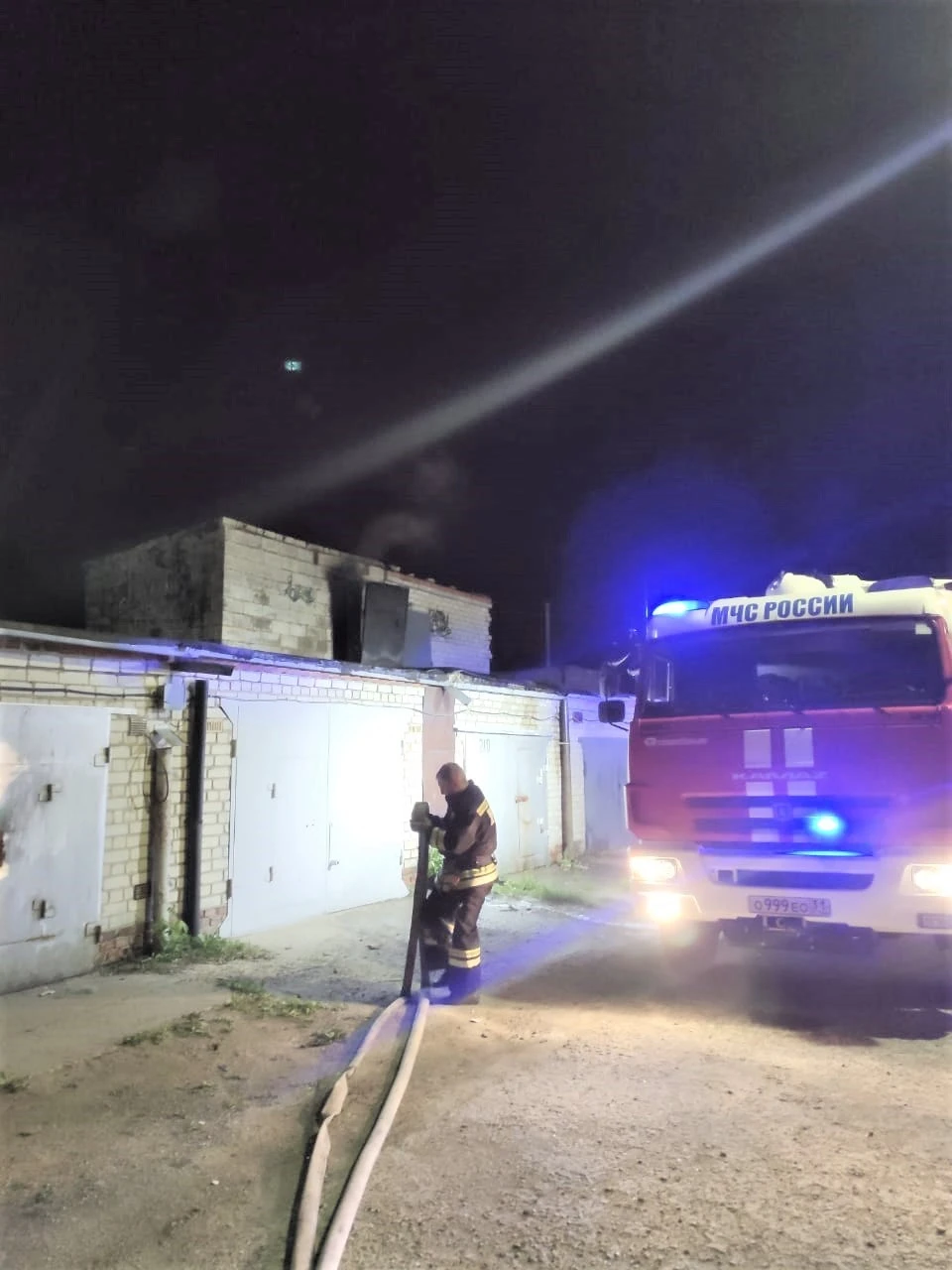 В Белгородской области за минувшие сутки произошло 5 пожаров. Фото пресс-службы МЧС Белгородской области.