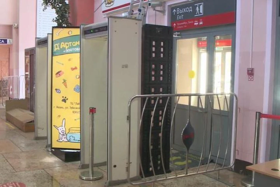 На вокзалах Рязани начали работать посты контроля температуры тела. Фото: gtrkoka.ru