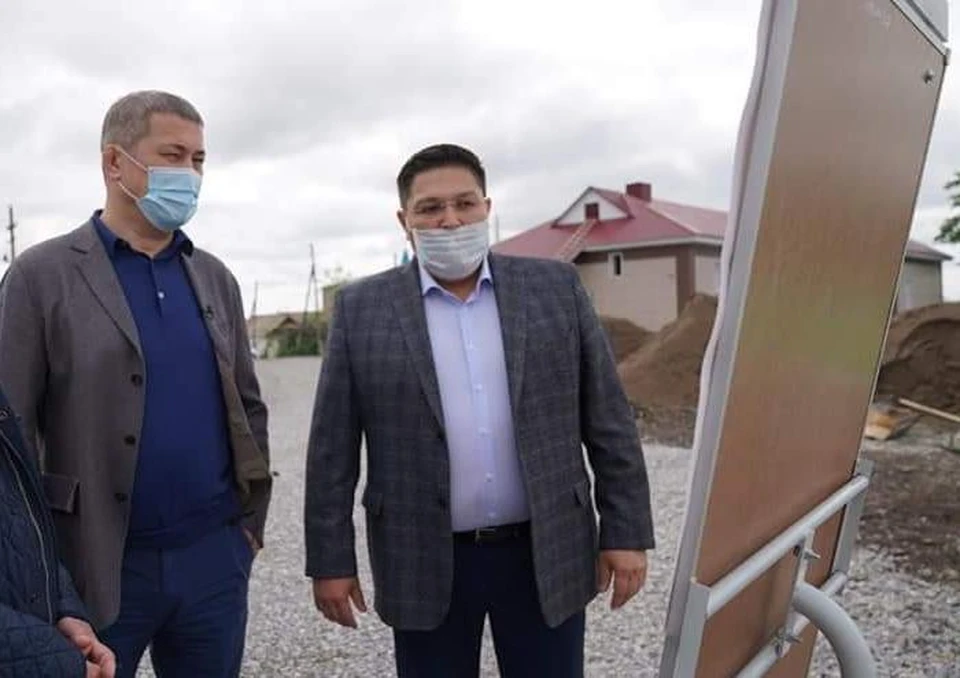 Хабиров пообещал, что здание Сибайской филармонии, которое пострадало от пожара в 2015 году, откроется к 65-летию города Сибая, юбилей будут отмечать в этом году.