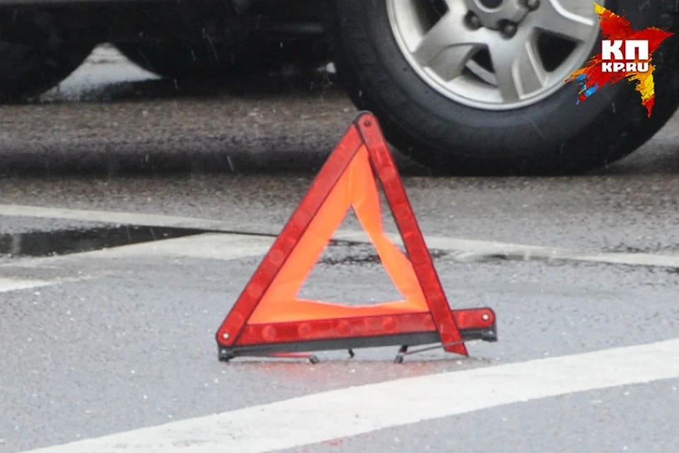 В ДТП на Петербургском шоссе пострадали два человека