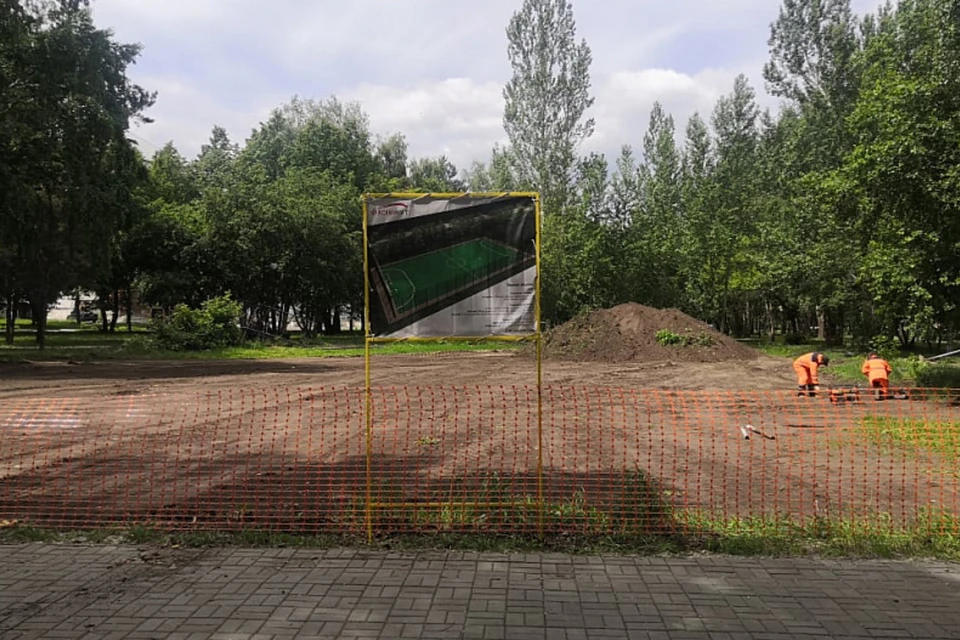 Спортивную площадку построят за счет внебюджетных средств.