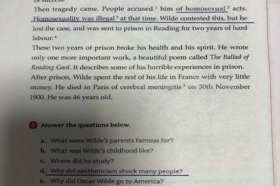 Детям задали перевести с английского на русский биографию Оскара Уальда, где говорится о его нетрадиционной сексуальной ориентации