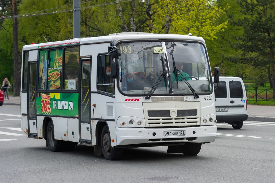 В Петербурге планируют отменить 39 автобусных маршруток