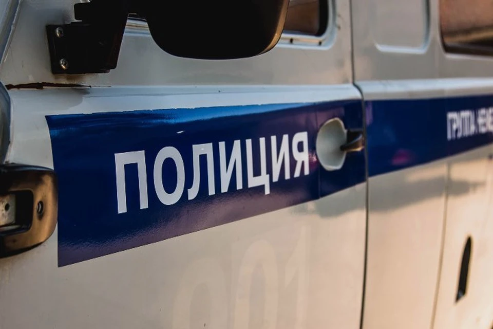 4-летнего малыша бросили одного в машине в Новокузнецке