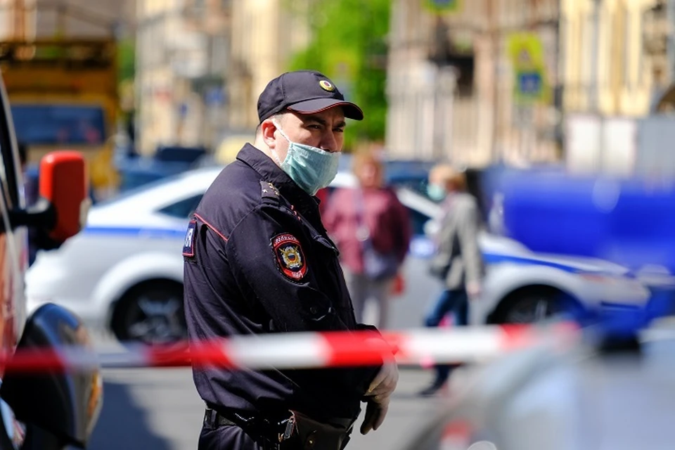 В Екатеринбурге на Новомосковском рынке двое товарищей устроили перестрелку