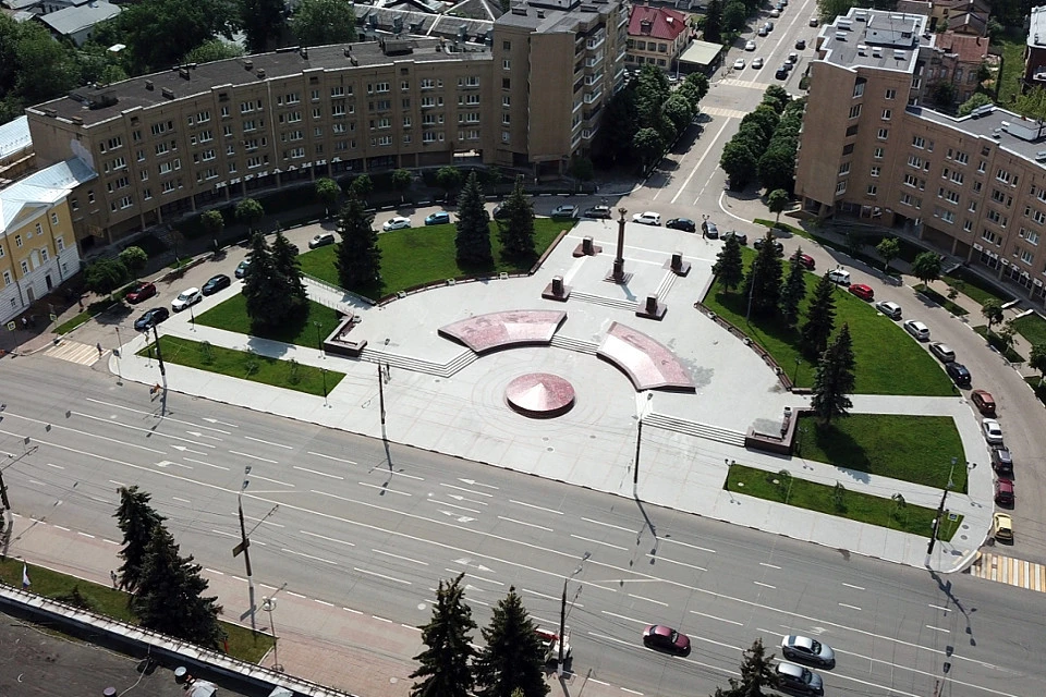 Парад в Твери в связи с коронавирусом отменили, но время для репетиций торжественного прохождения войск по-прежнему предусмотрено. Фото: ПТО