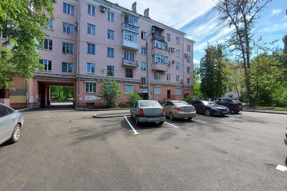Этот двор в Ярославле привели в порядок благодаря проекту "Решаем вместе".