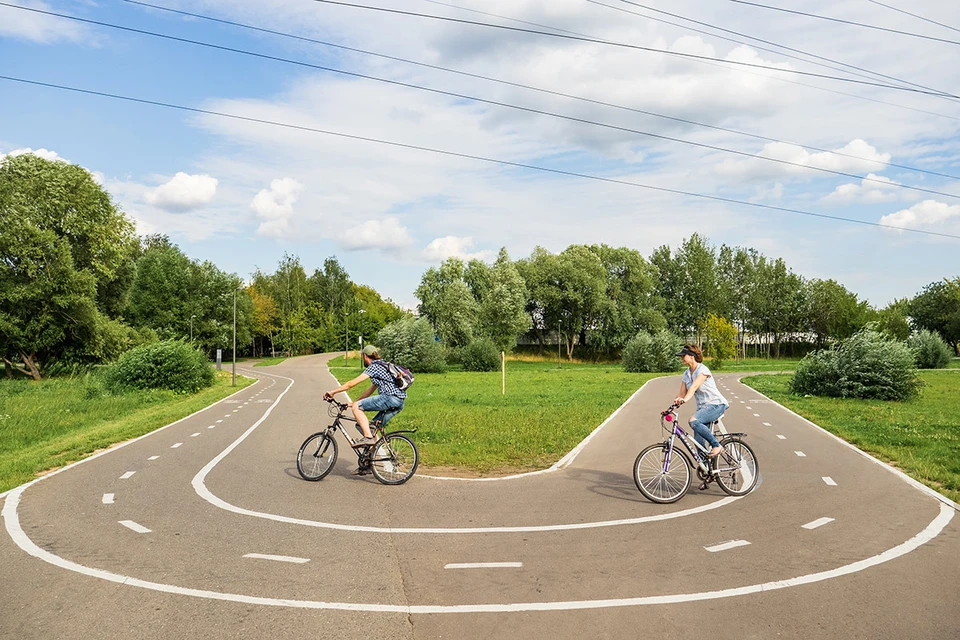 Велодорожка в парке "Братеевская пойма".