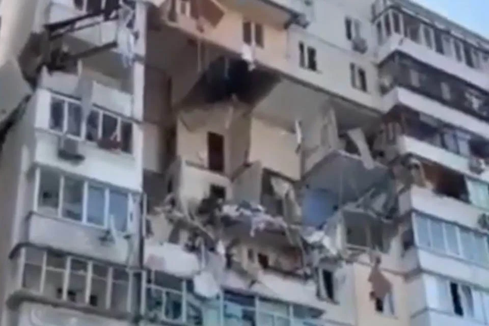 В девятиэтажном жилом доме в центе Киева произошел взрыв газа.