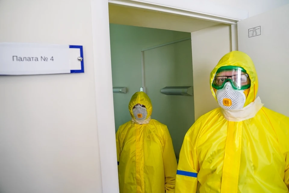 За сутки в России появилось 7425 новых заболевших коронавирусом