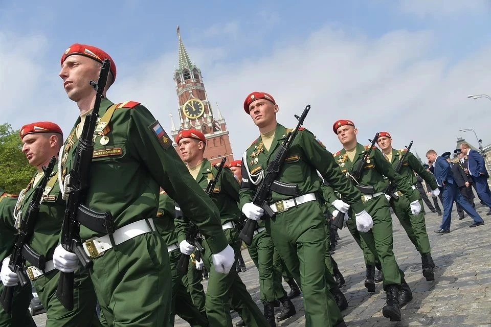 Французский политик остался впечатлен парадом Победы в Москве
