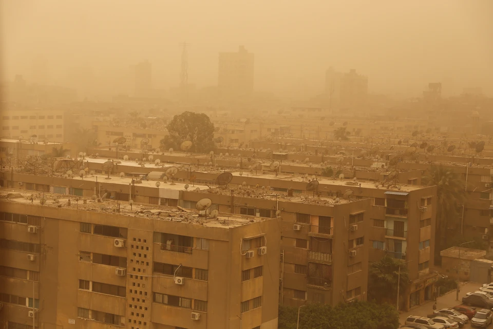 Видео гигантской песчаной бури из Сахары сняли очевидцы в Мексике